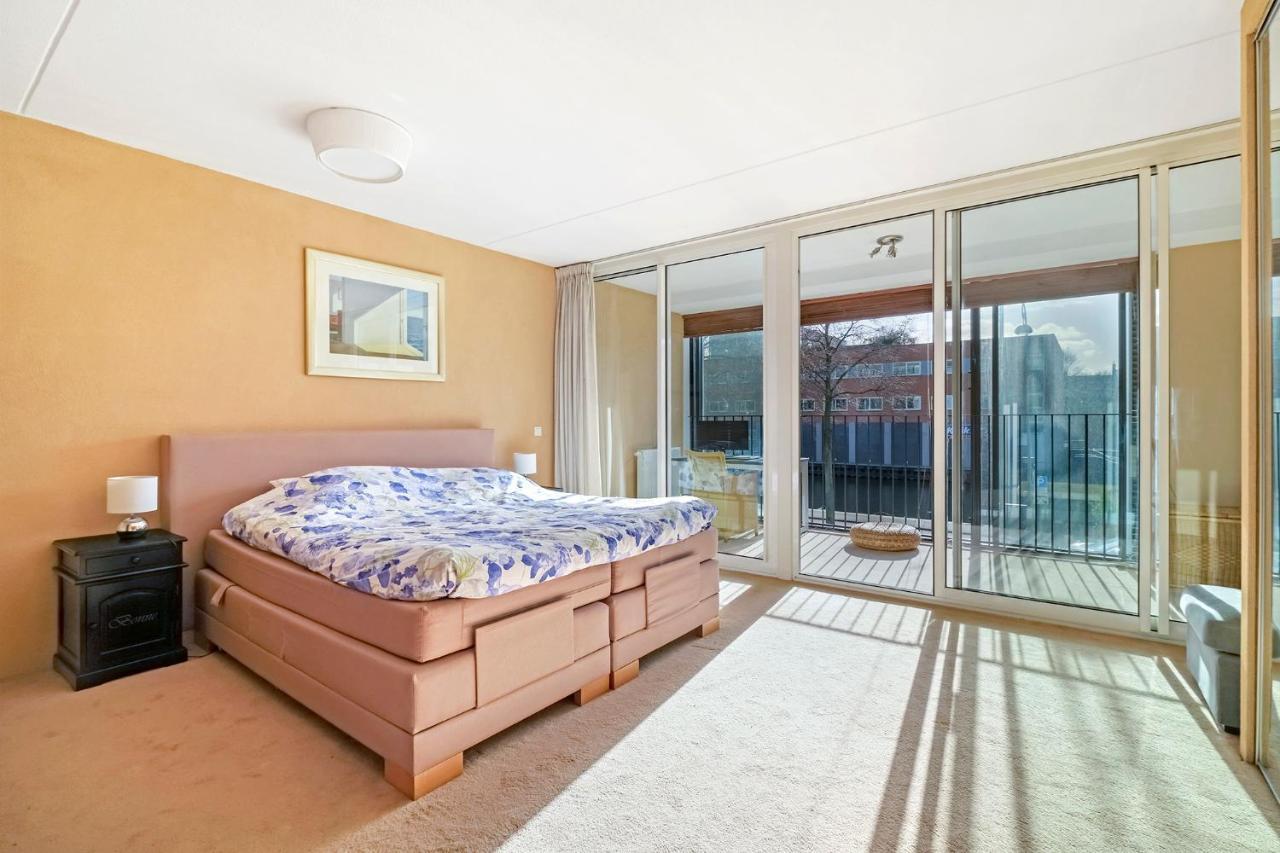 170M2 Appartment With Jacuzzi & Steam Bath In Center Of Amsterdam Bagian luar foto